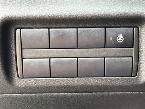 Used 2023 Nissan Kicks SR w/ SR Premium Package image 22