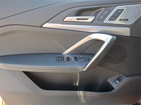 New 2025 BMW X1 xDrive28i w/ Premium Package image 11
