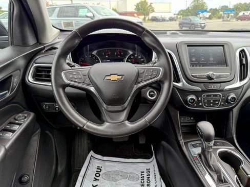 Used 2022 Chevrolet Equinox LT image 32