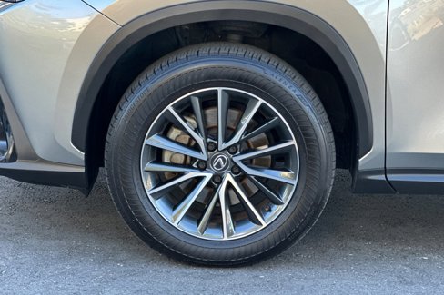 Certified 2024 Lexus NX 250 FWD w/ Premium Package image 11