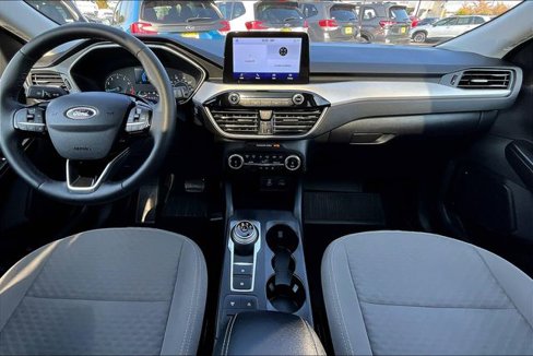 Used 2022 Ford Escape SE w/ SE Sport Appearance Package image 14