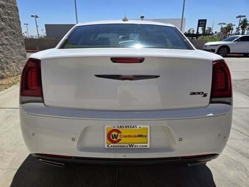 Used 2022 Chrysler 300 S image 4