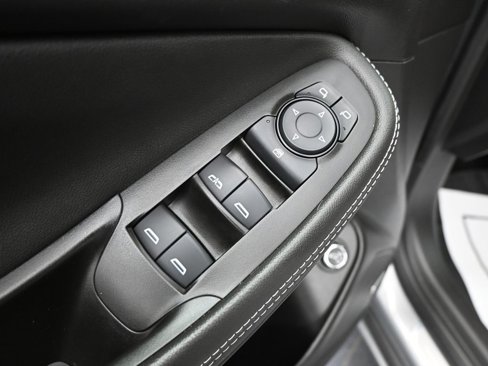 Used 2024 Buick Encore GX Avenir w/ Avenir Technology Package image 10