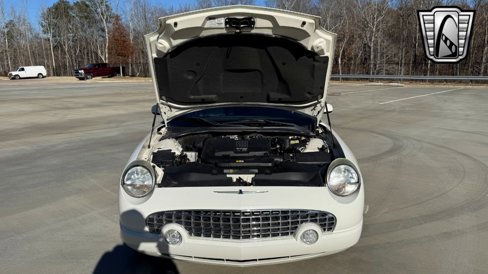 Used 2002 Ford Thunderbird image 13
