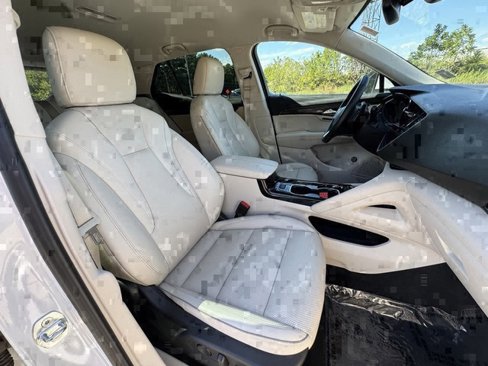 Used 2021 Buick Envision Essence image 11