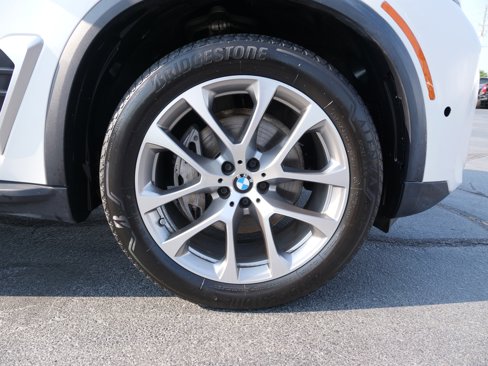 Used 2024 BMW X5 sDrive40i image 10