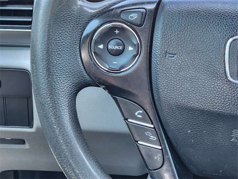 Used 2015 Honda Accord LX image 31