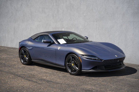 Used 2025 Ferrari Roma Spider image 9