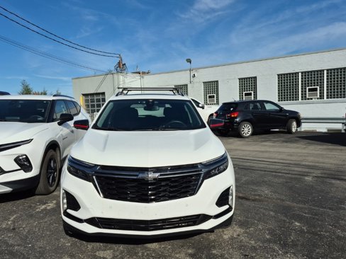Used 2022 Chevrolet Equinox Premier image 2