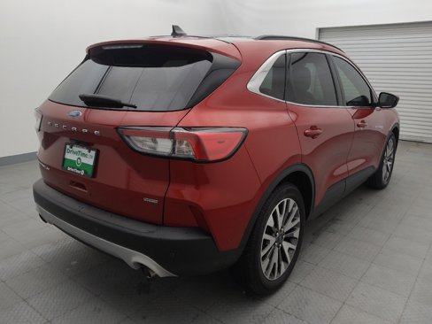 Used 2020 Ford Escape Titanium image 9