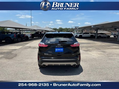 Used 2022 Ford Edge Titanium image 6