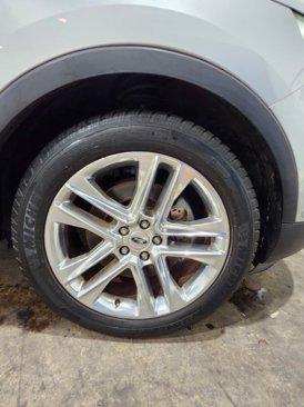 Used 2016 Ford Explorer Limited w/ Equipment Group 301A image 23
