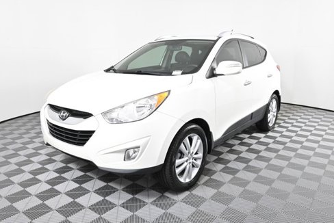 Used 2010 Hyundai Tucson Limited image 2