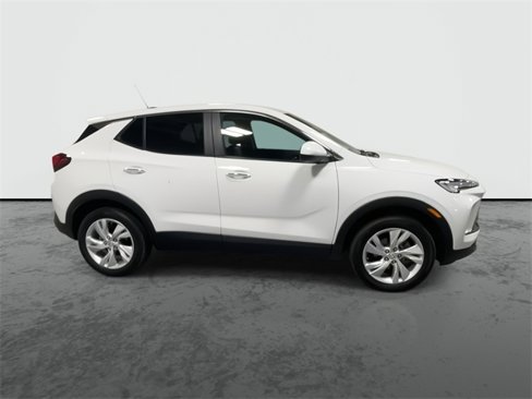 Certified 2024 Buick Encore GX Preferred w/ Comfort Package image 2