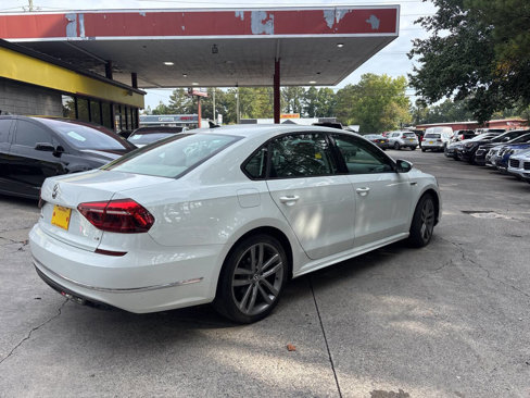 Used 2018 Volkswagen Passat 2.0T R-Line image 4