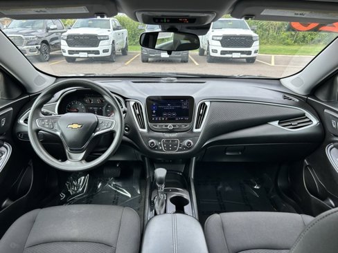 Used 2023 Chevrolet Malibu LT image 15
