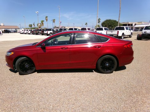 Used 2018 Ford Fusion SE w/ Fusion SE Technology Package image 8