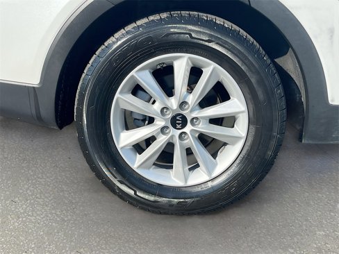 Used 2020 Kia Sorento LX w/ LX I4 Convenience Package image 29
