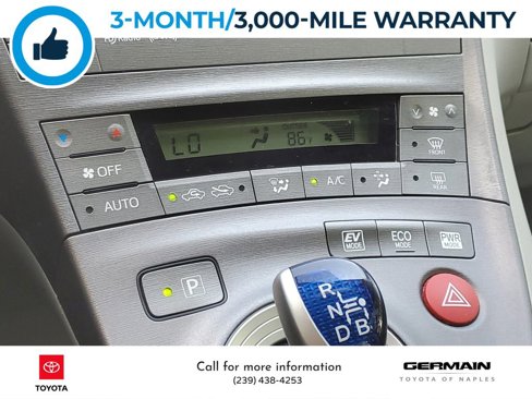 Used 2014 Toyota Prius Three image 32