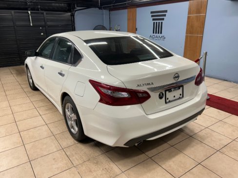 Used 2018 Nissan Altima 2.5 S image 3
