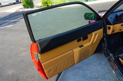 Used 1987 Ferrari Mondial Coupe image 25