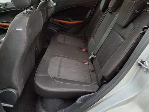Used 2022 Ford EcoSport SE w/ SE Convenience Package image 9