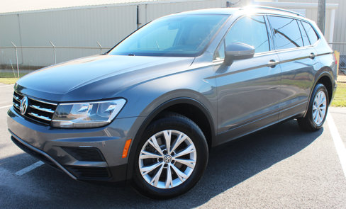 Used 2018 Volkswagen Tiguan S image 14