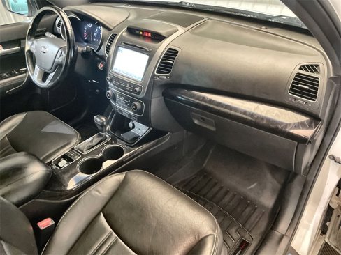 Used 2014 Kia Sorento SX image 27