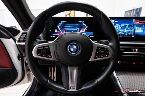 Used 2022 BMW i4 eDrive40 w/ M Sport Package image 81
