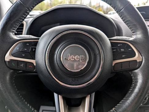 Used 2017 Jeep Renegade Limited w/ Advanced Technology Group image 20