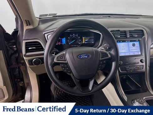Used 2019 Ford Fusion SE image 20