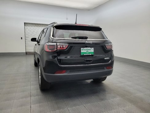 Used 2020 Jeep Compass Latitude image 6
