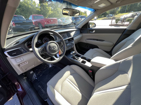 Used 2018 Kia Optima LX w/ 17" Alloy Wheels Package image 12