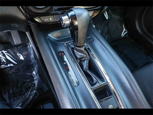 Used 2019 Honda HR-V LX image 23