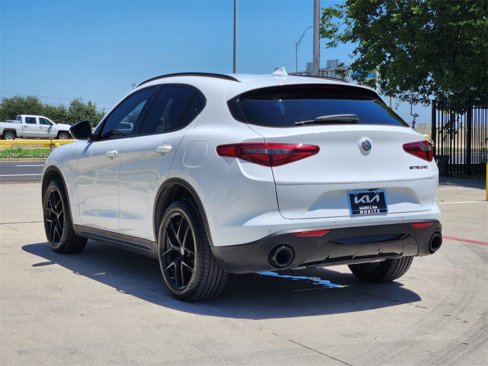 Used 2020 Alfa Romeo Stelvio w/ Nero Edizione image 6