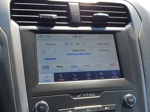 Used 2020 Ford Fusion SE image 23