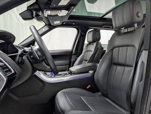 Used 2020 Land Rover Range Rover Sport HSE Dynamic image 16