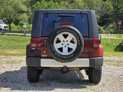 Used 2010 Jeep Wrangler Unlimited Sahara w/ Dual Top Group image 10