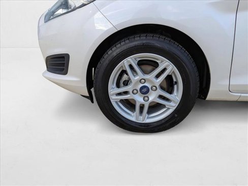 Used 2018 Ford Fiesta SE image 22