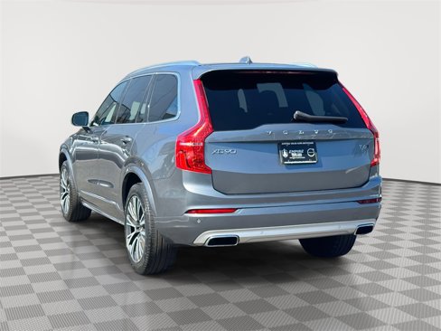 Used 2020 Volvo XC90 T6 Momentum w/ Protection Package image 4