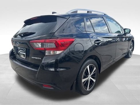 Used 2021 Subaru Impreza 2.0i Premium image 8