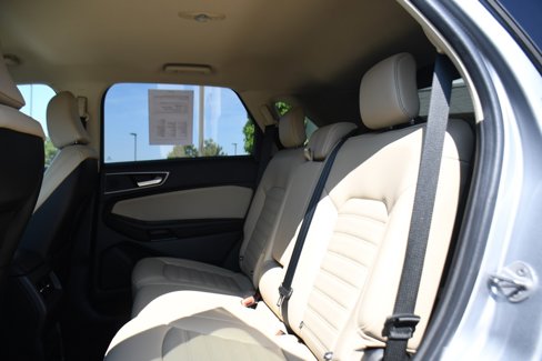 Used 2024 Ford Edge SEL image 19