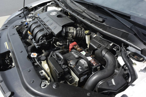 Used 2014 Nissan Sentra SR w/ SR Driver Package image 37