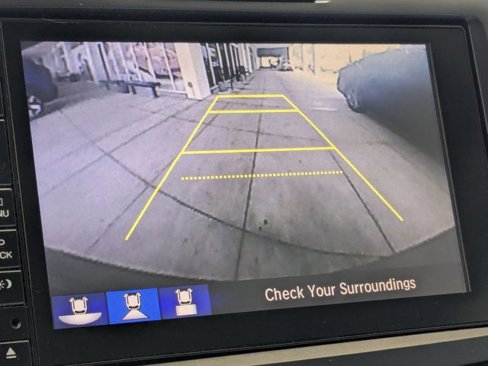 Used 2015 Honda CR-V Touring image 12