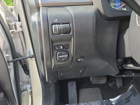 Used 2009 Subaru Forester 2.5X Limited image 16