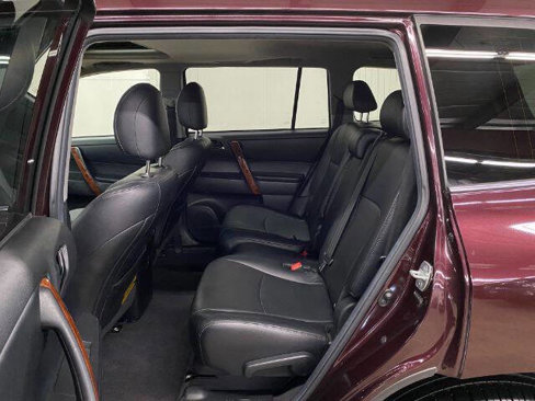 Used 2012 Toyota Highlander Limited image 14