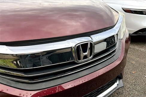 Used 2017 Honda Accord Sport Special Edition image 32