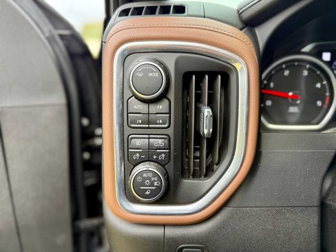Used 2021 Ford Explorer Platinum w/ Equipment Group 601A image 14