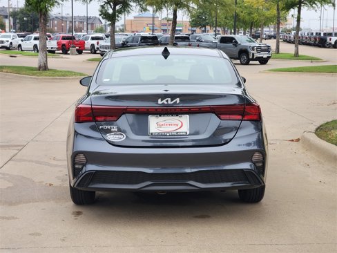 Used 2024 Kia Forte LX image 6