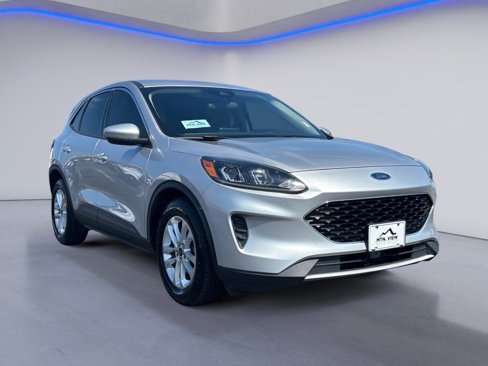 Used 2020 Ford Escape SE image 8